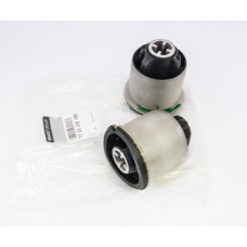 Сайлентблоки задньої балки (комплект 2 шт.) Renault Scenic II 2003 - 2009 Оригінал 7701479190