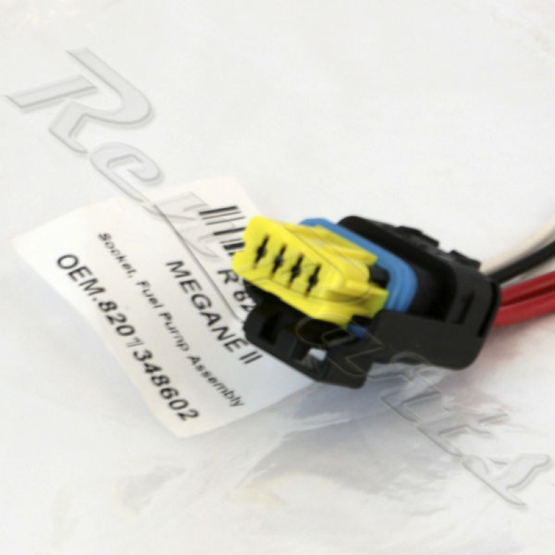 Фішка на роз“єм паливного насоса Renault Megane II, Scenic II, Kangoo 2, Master III. Expert Line Польща