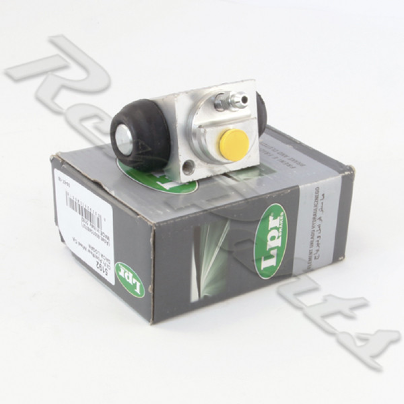 Гальмівний циліндр колісний задній Renault Duster 4x2. Виробник LPR Італія 5192