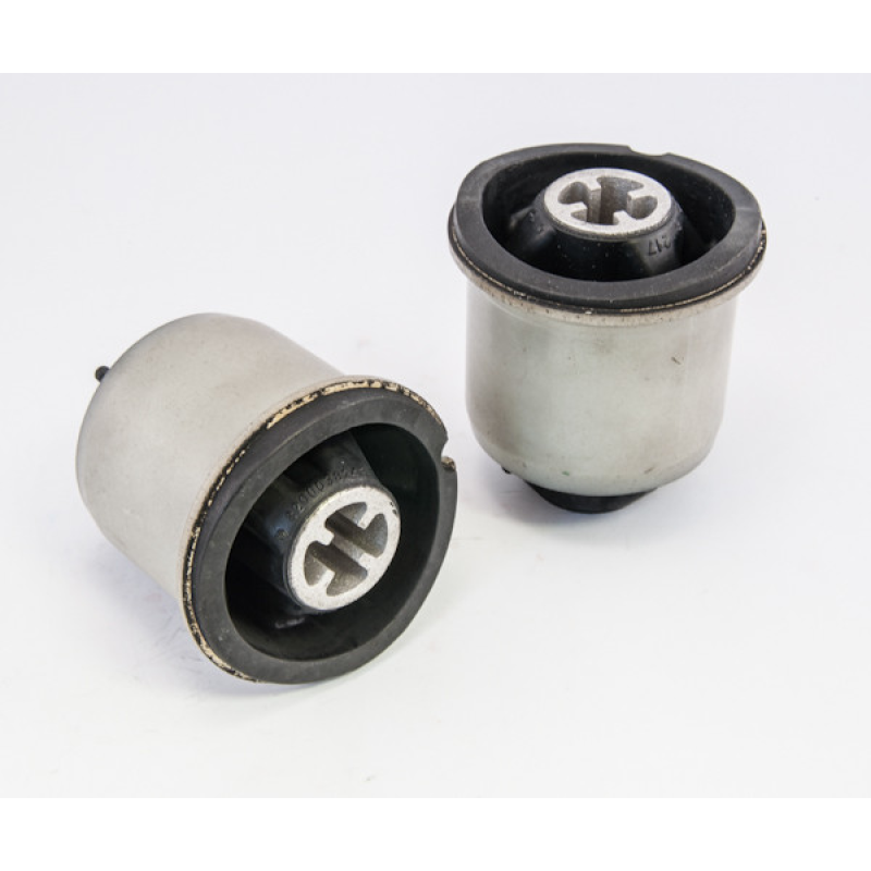 Сайлентблоки задньої балки (комплект 2 шт.) Renault Megan II 2002 - 2008 Оригінал Renault - Франція